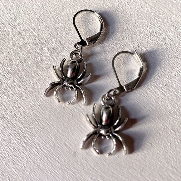 Silver Plated Spider Charm, Nickel Free Small Hoop Earrings, NEW - Picture 3 of 6